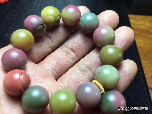 文玩新宠盐源玛瑙，老手谨慎购买，别上当了