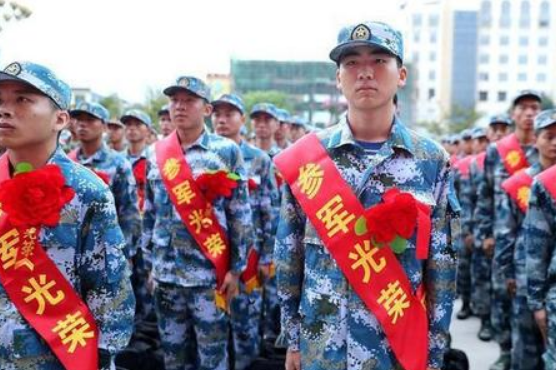 大学生应征入伍，当两年义务兵退伍之后，能拿到多少补助金？