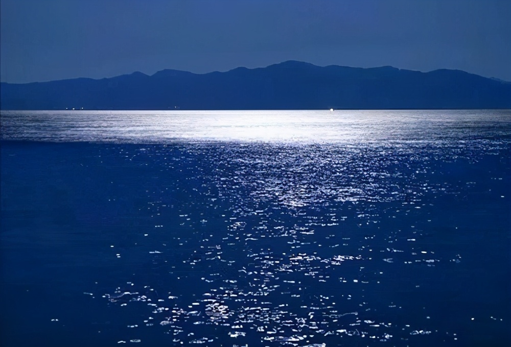 诗词鉴赏丨《念奴娇·过洞庭》· 南宋 · 张孝祥