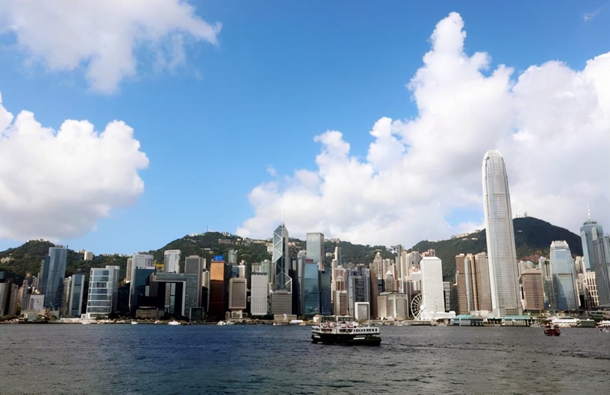 王耀武的后代过得怎么样？女儿生下“五朵金花”