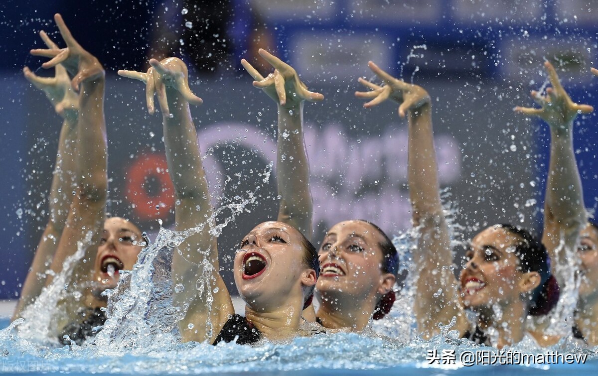 花样游泳团体自由自选决赛俄罗斯视频花样游泳团体自由自选决赛