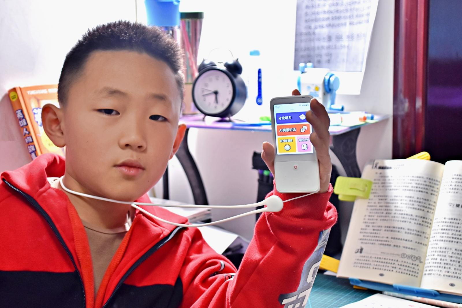 专注听和说的训练，智能复读模式助力，全面提升英语口语听力