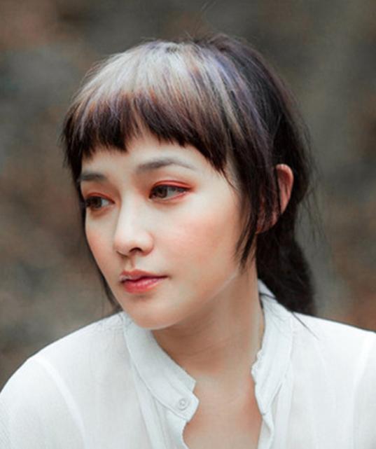 因男友而割掉子宫？从儿歌领唱到叛逆歌者，范晓萱如今过得怎样？