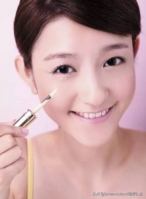 淘宝第一网红张大奕，为什么她店里的衣服这么好卖？