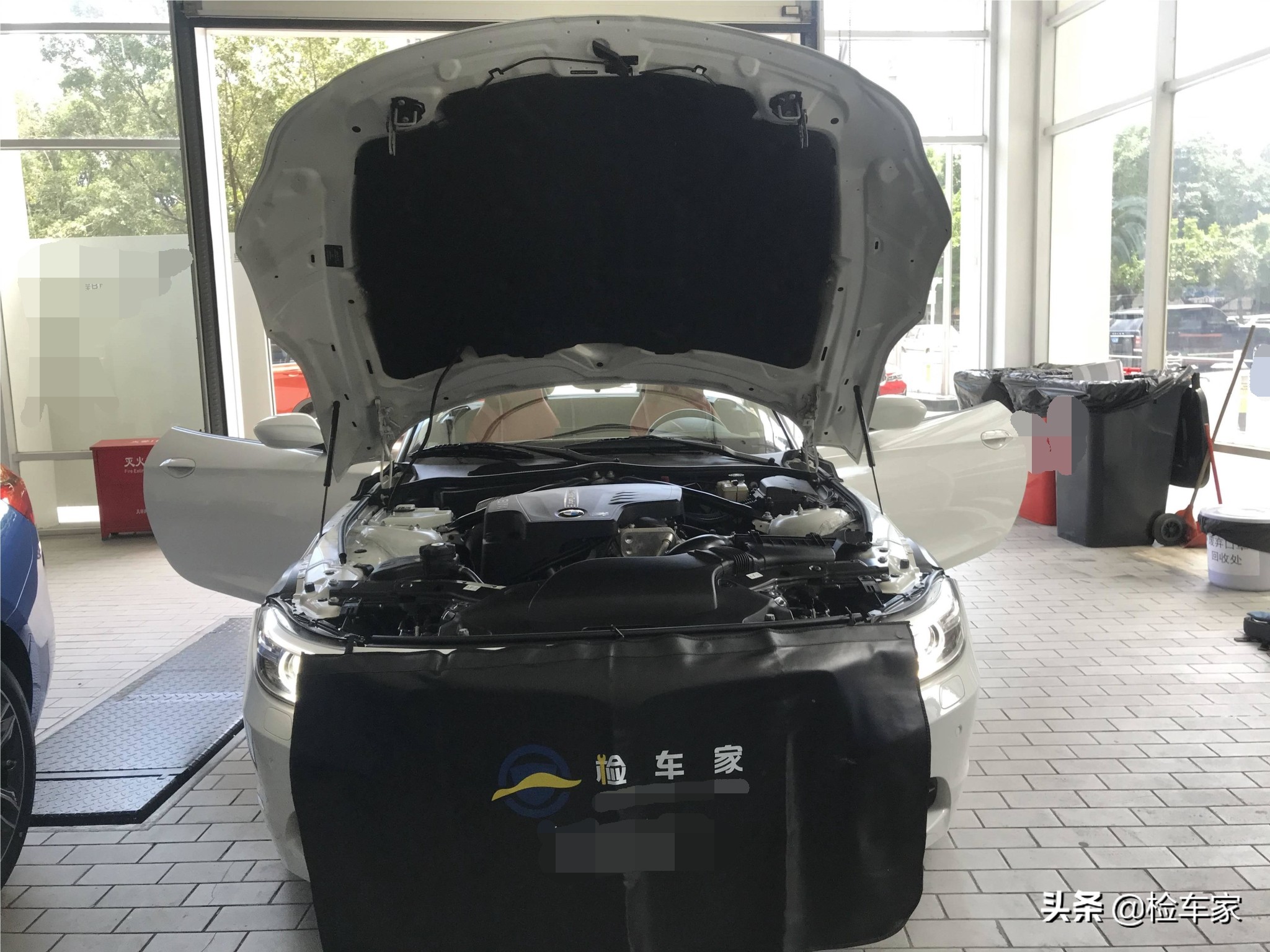 报价25万的宝马敞篷跑车，动力不如高尔夫GTI，网友：赚回头率