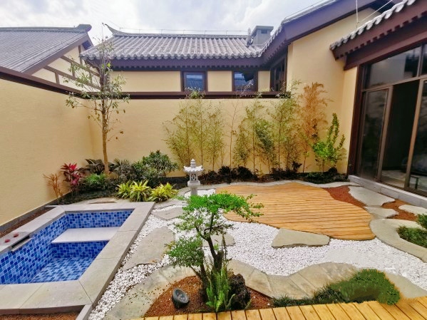 合院外立面庭院,温泉客厅二楼露台,观山景89平合院约200w,有详细