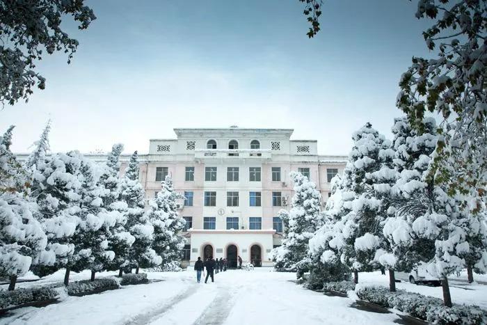 回味洛阳工学院北院的标志性建筑