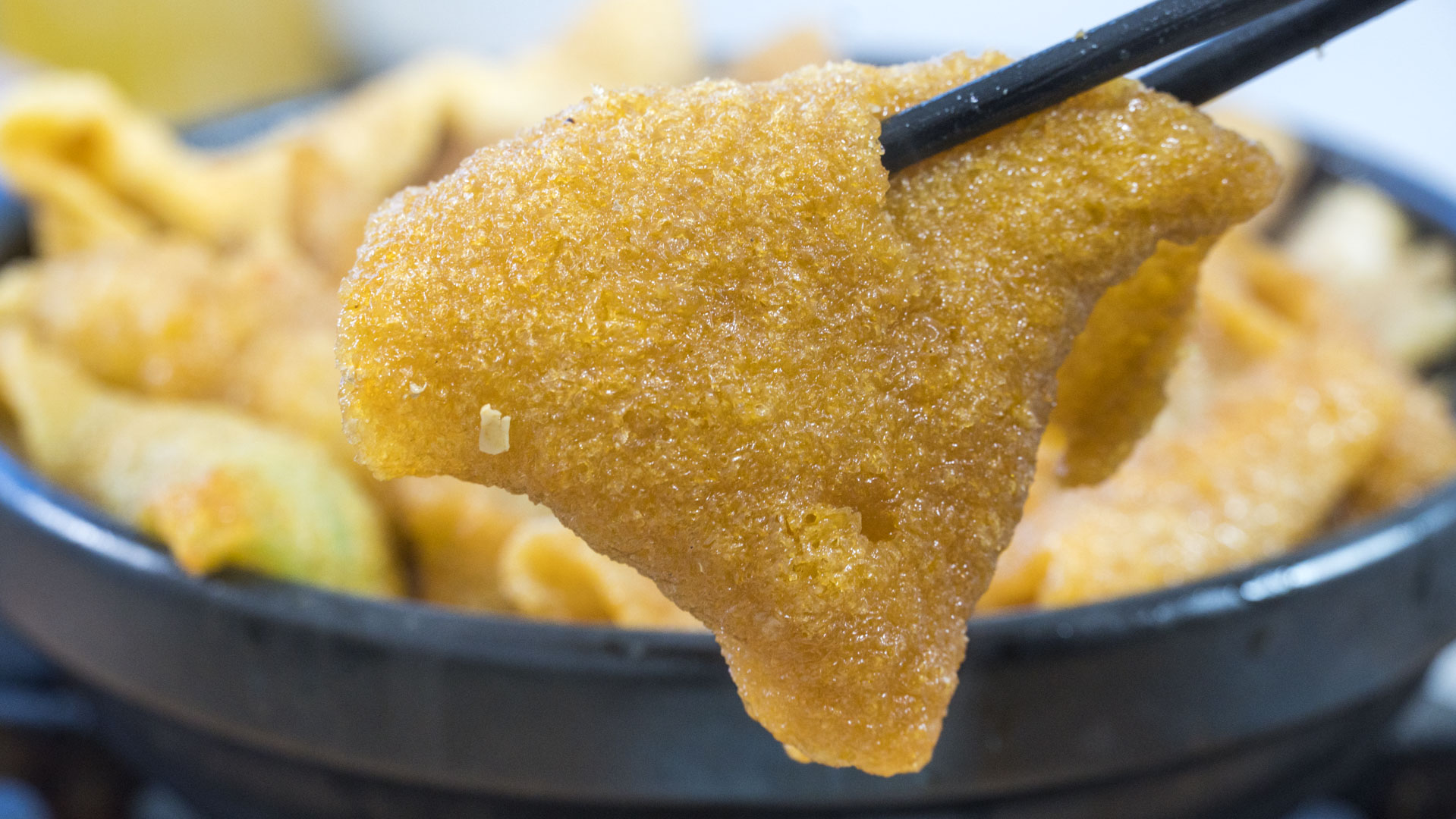 秋冬干燥寒冷，女人要多吃6种食材，补水又驱寒，面如桃花显年轻