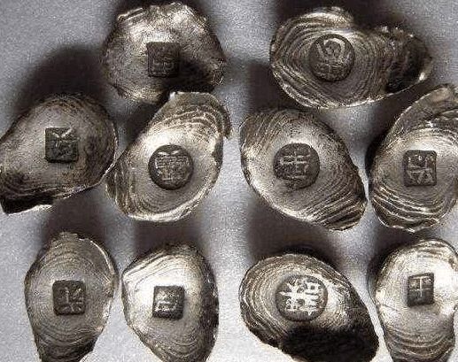 一两银子多少文揭秘古代一两银子相当于现在多少人民币