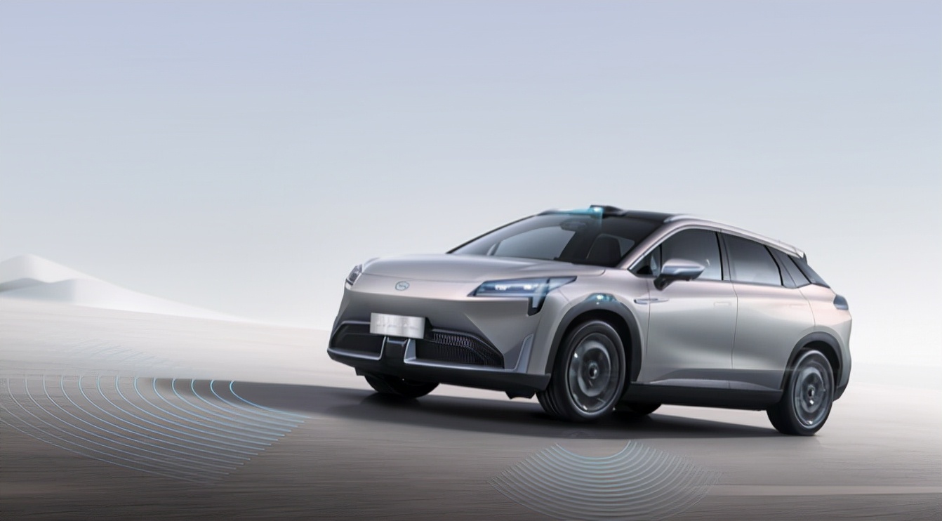 完美解决里程焦虑 续航里程超1008Km广汽埃安AION LX Plus全球首发