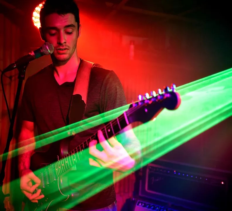 吉他老师如何月入过万？