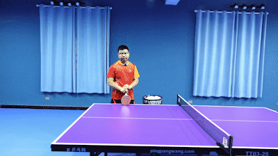 打乒乓球好处多，家长教练如何引导孩子产生兴趣，第一节课很重要