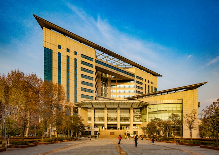 #湖大，以省冠名，却不是985、211，但实力不容小觑