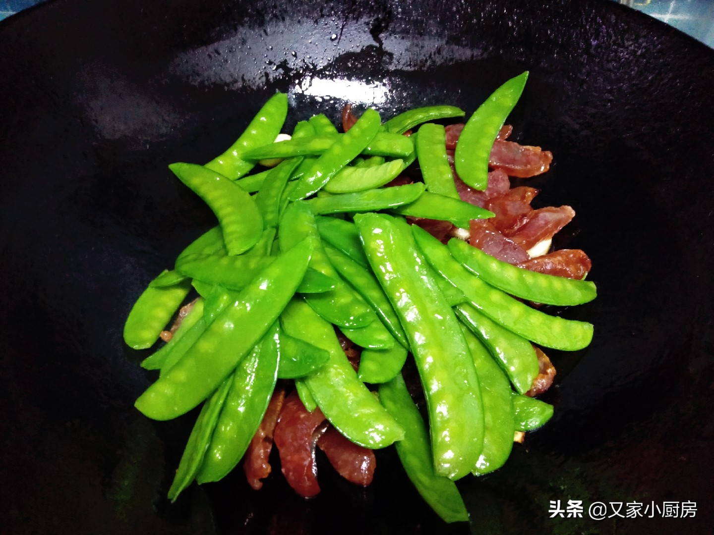 荷蘭豆炒臘肉,荷蘭豆炒臘肉怎么做