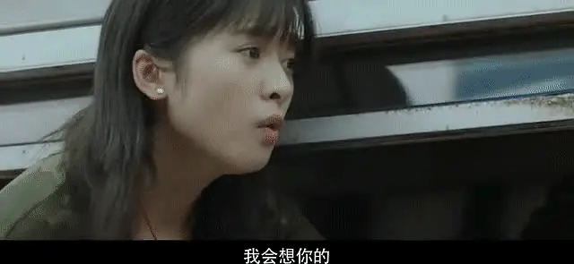 进娱乐圈的10位网红,有人演8部女主不火,有人身份横跨演员歌手