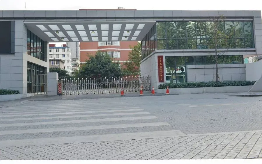 不是嘉祥!不是西川!这四所老牌民办专注教学、低进高出、性价比高