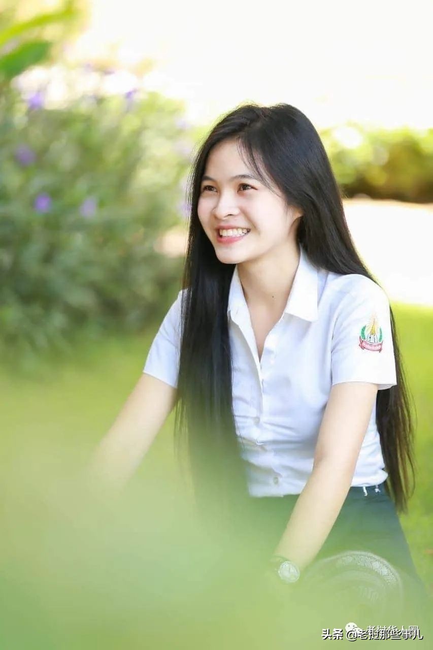我要去老挝留学！老挝国立大学小姐姐们....太好看了