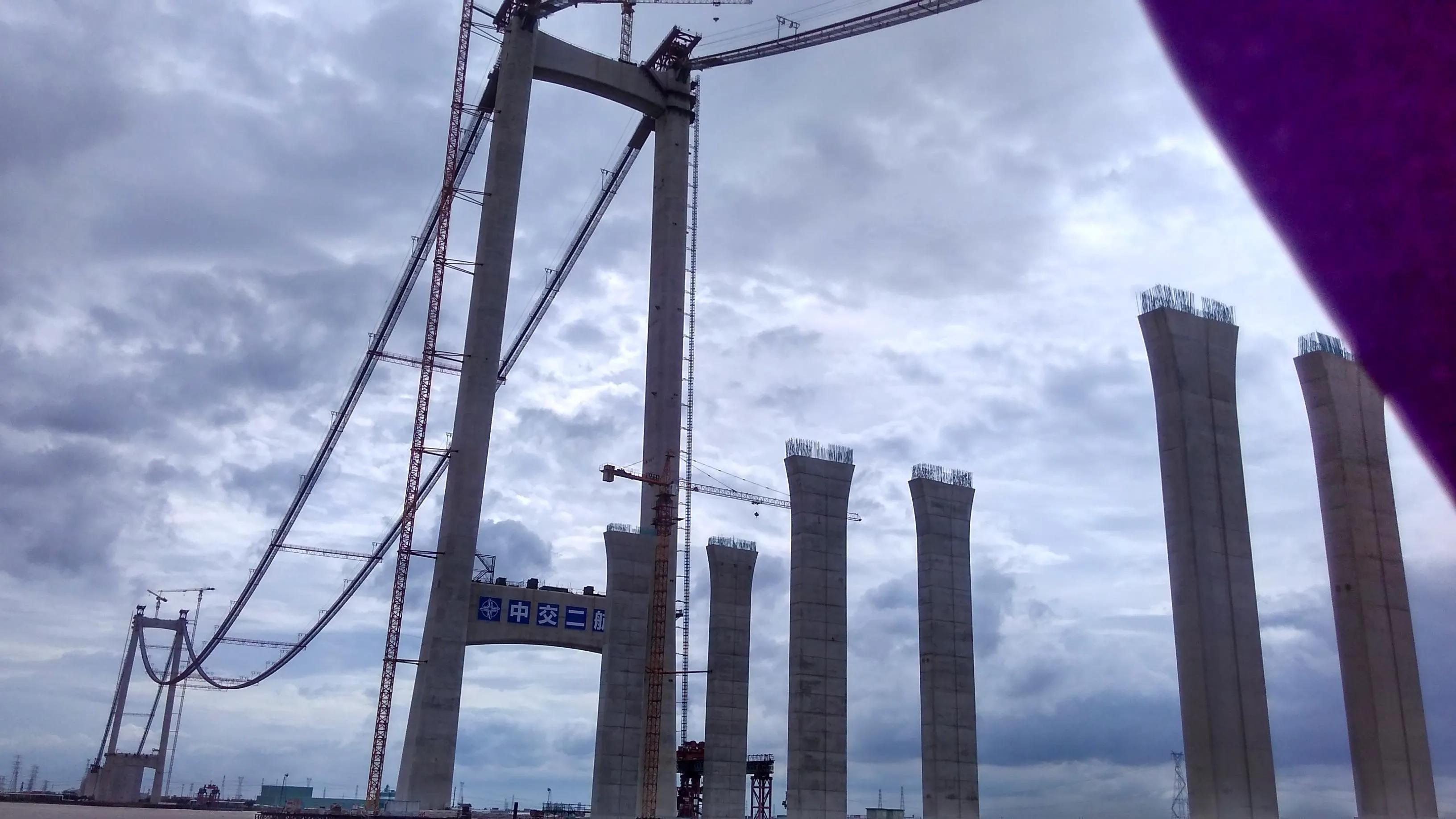 张雪峰：西安建筑科技大学的土木比北大的值得报，对吗？