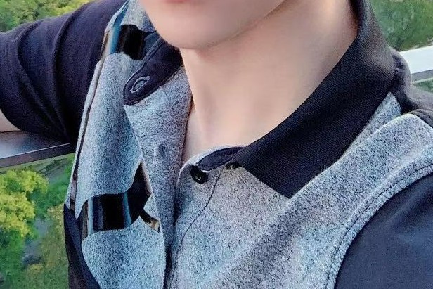 私人Polo衫分享：轻商务场合中的最佳选择