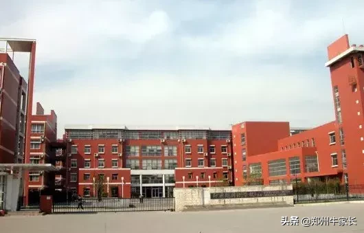 外语系“新宠”，享外高同等待遇，这所民办高中逆了天！