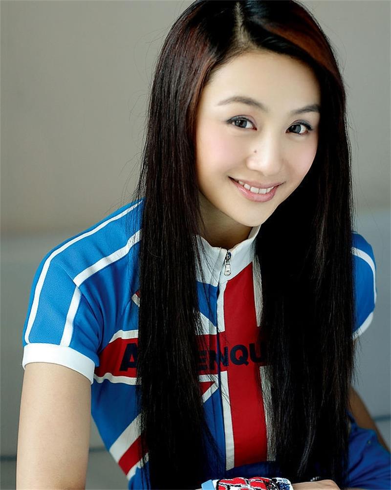 一见钟情后相爱20余年,曹颖王斑的神仙爱情让人艳羡