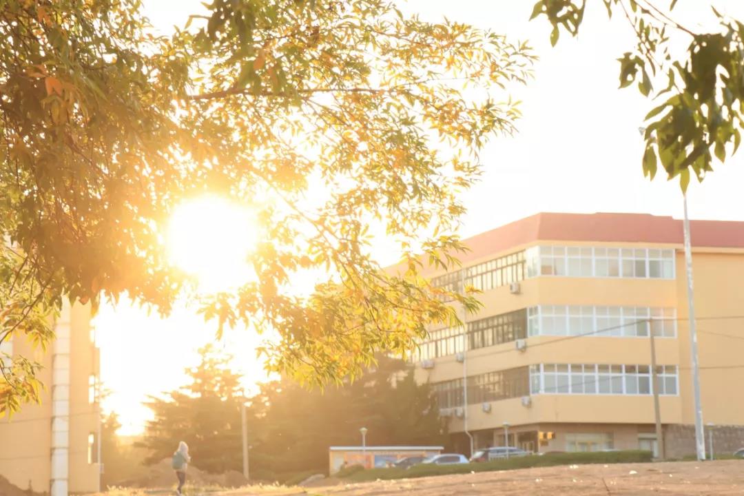 高清曝光！坐拥神仙颜值，山东最美“校花”就在这所大学里！