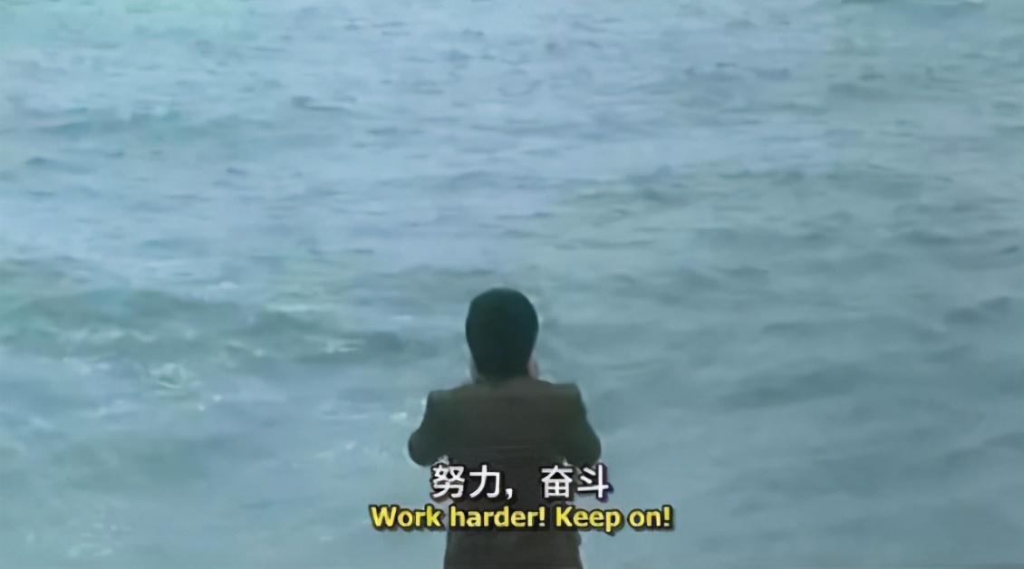 老友去世，痛失挚爱，被圈内人炮轰，周星驰“叛众亲离”的一生