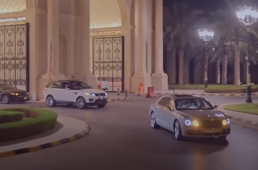 看看沙特王室结婚的婚车阵容，宾利头车，路虎第二，够低调