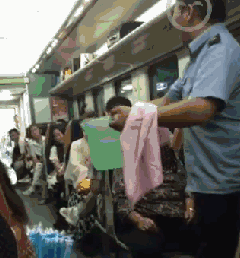 中国有嘻哈，文体两开花：你要的freestyle，都在返乡列车上