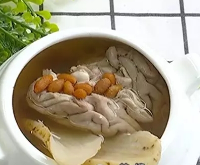 天麻炖猪脑的功效（3步教你炖猪脑及其功效）