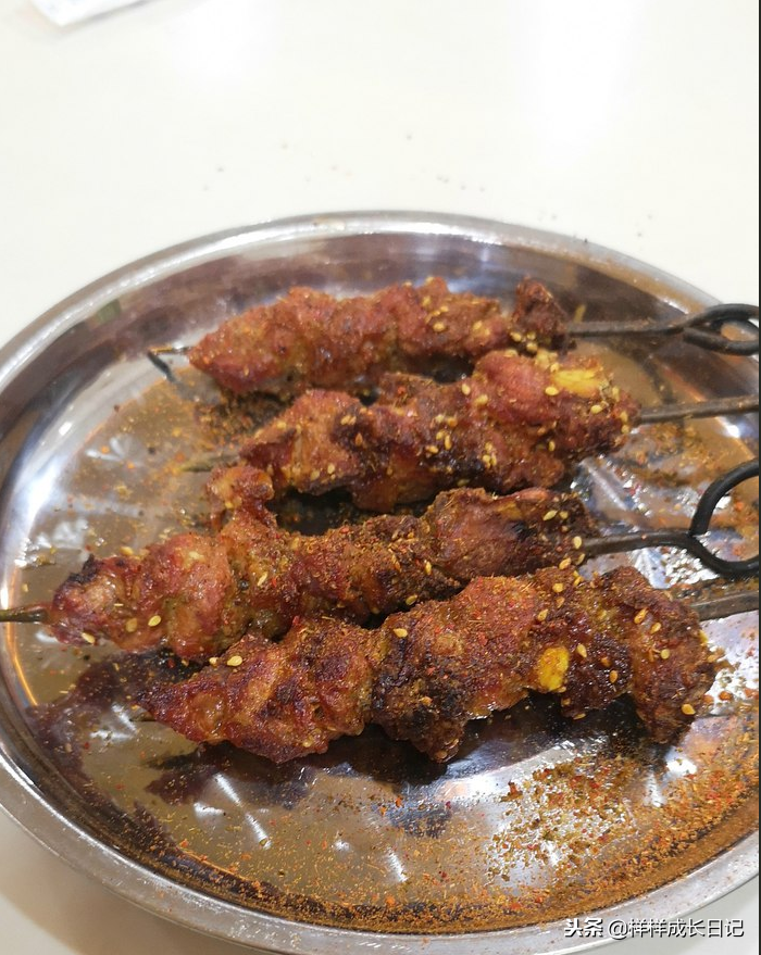 一家三口自驾去新疆，环南北疆27天15000公里，吃住行玩详细攻略