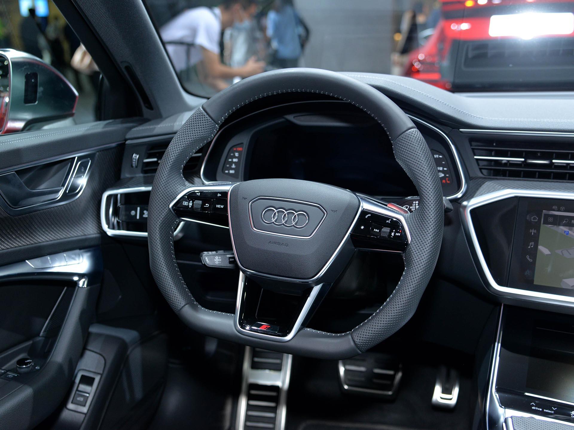 进口行政级豪华轿车，大空间配V6双涡轮，价格不错，实拍奥迪S6