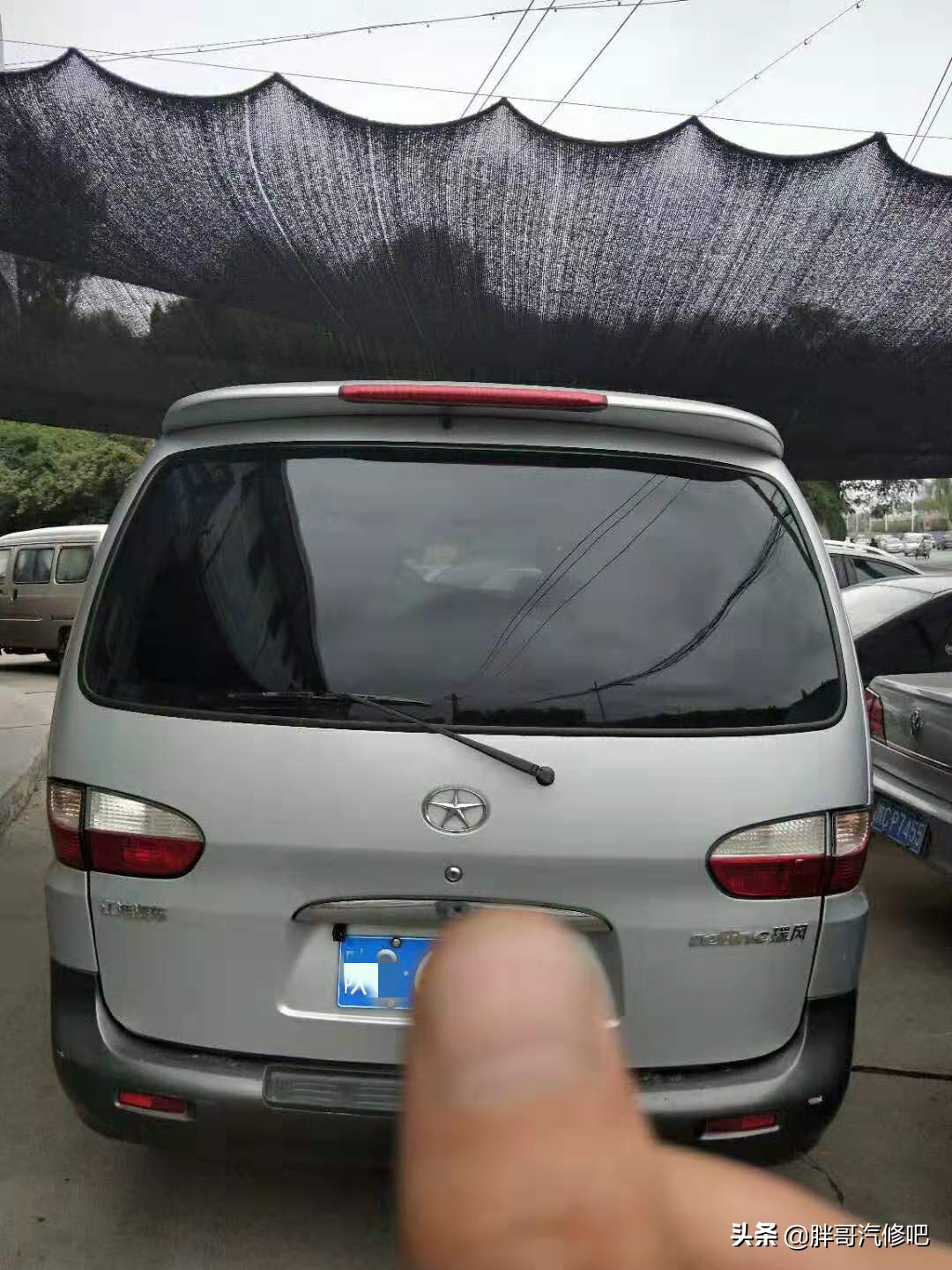 被国产的合资大型七座MPV，胖哥出手价格冰点