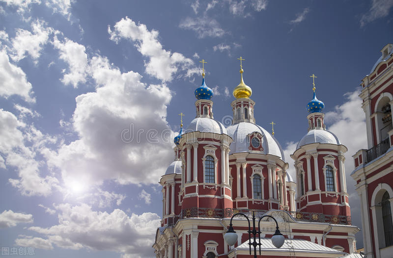 跨文化意识培养渗入高中英语阅读背景知识教学的应用研究