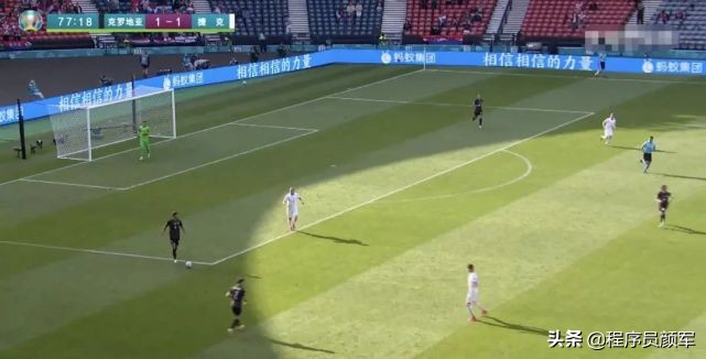为什么足球比赛有那么多广告(欧洲杯赛场上为什么到处都是中文广告？)