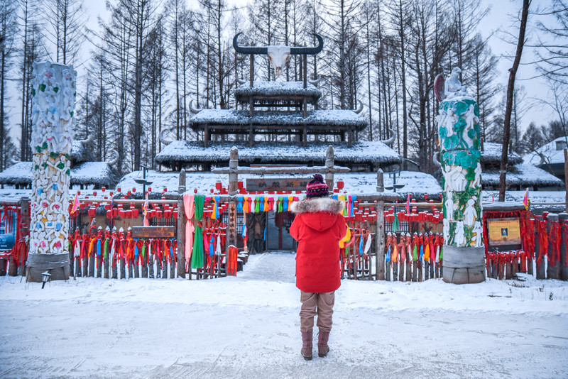 冰雪总动员，玩转长白山：一山一水，体验“世界级”冰火两重天