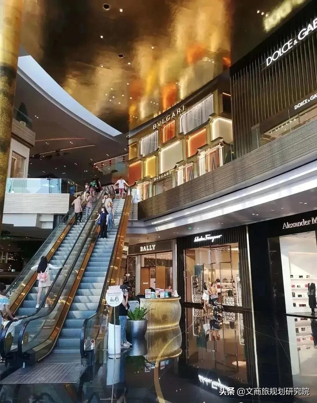 购物中心“内卷”,沉浸式体时代下如何打造“吸金又吸睛”商业?