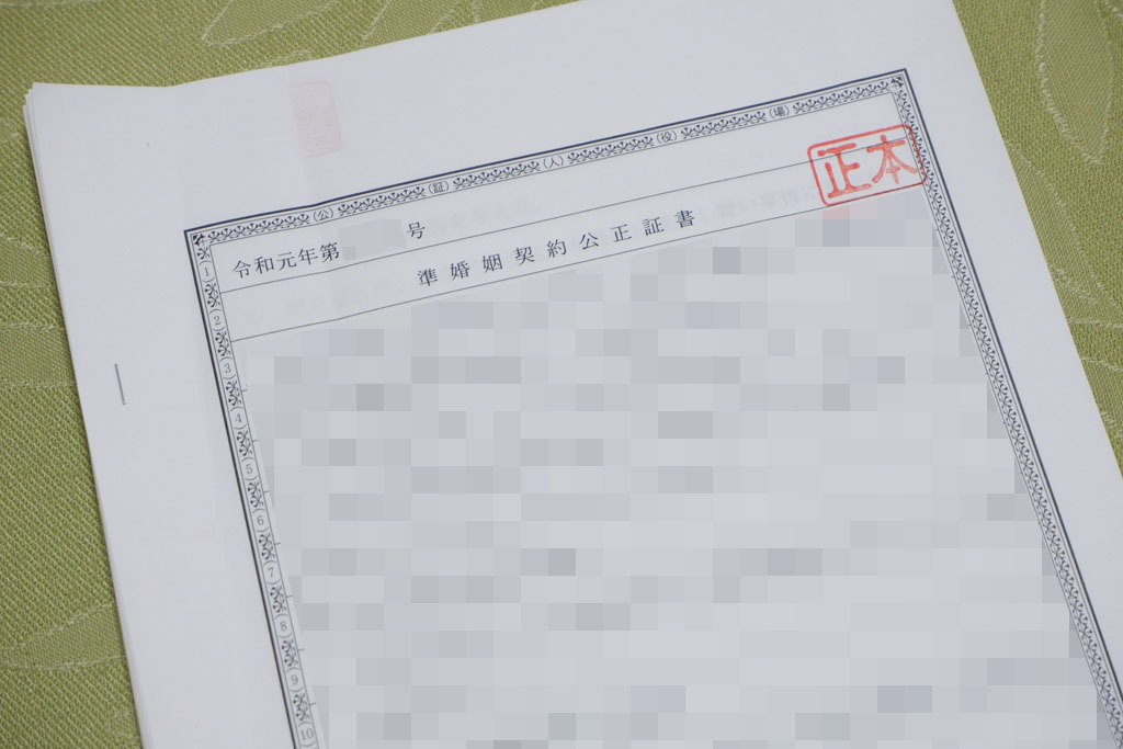 各自出轨、花销AA、按年续约…面对合同制婚姻，你还会结婚吗？