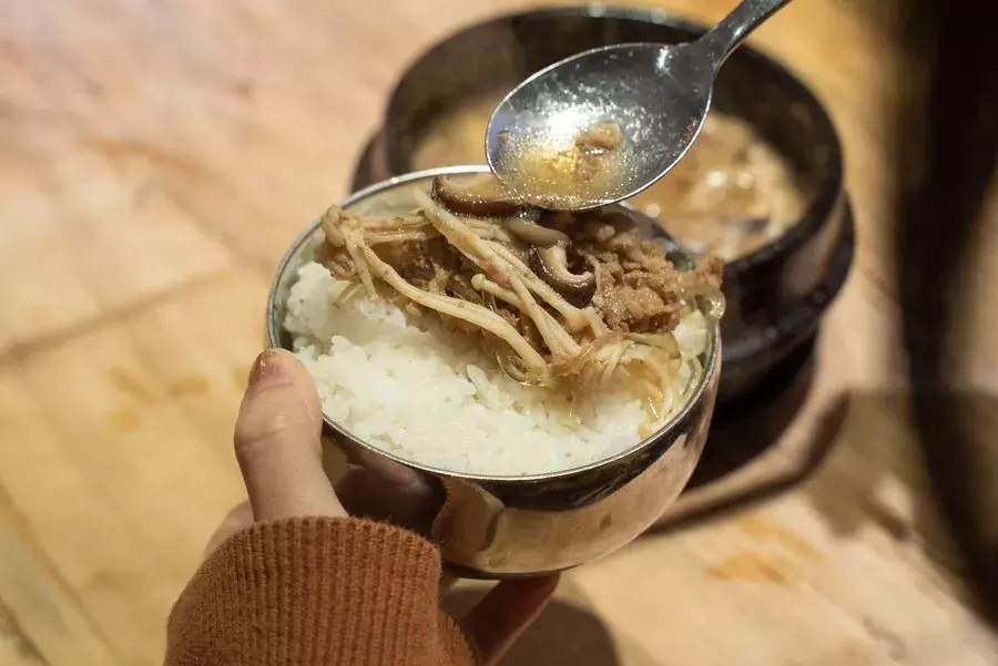 这条魔鬼美食街从头走到尾，我胖了10斤（上）