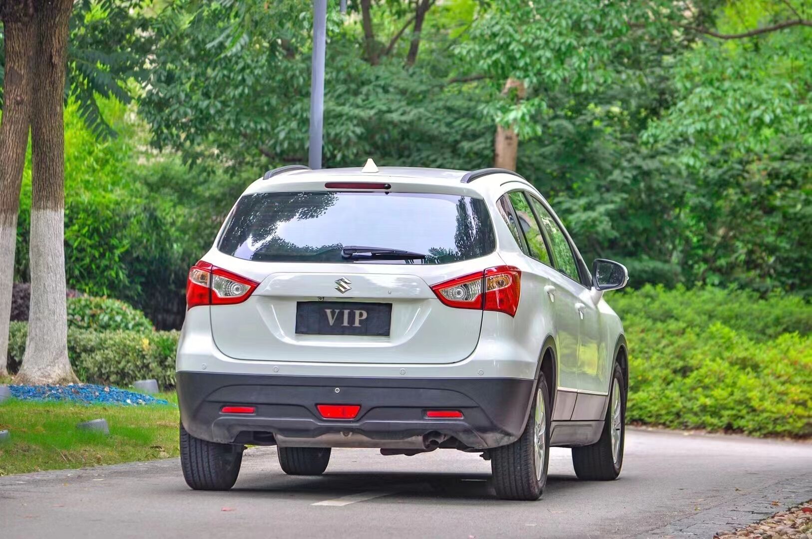 长安铃木锋驭图片及报价(无法抗拒的诱人利器,值得买么?)_【读车号】