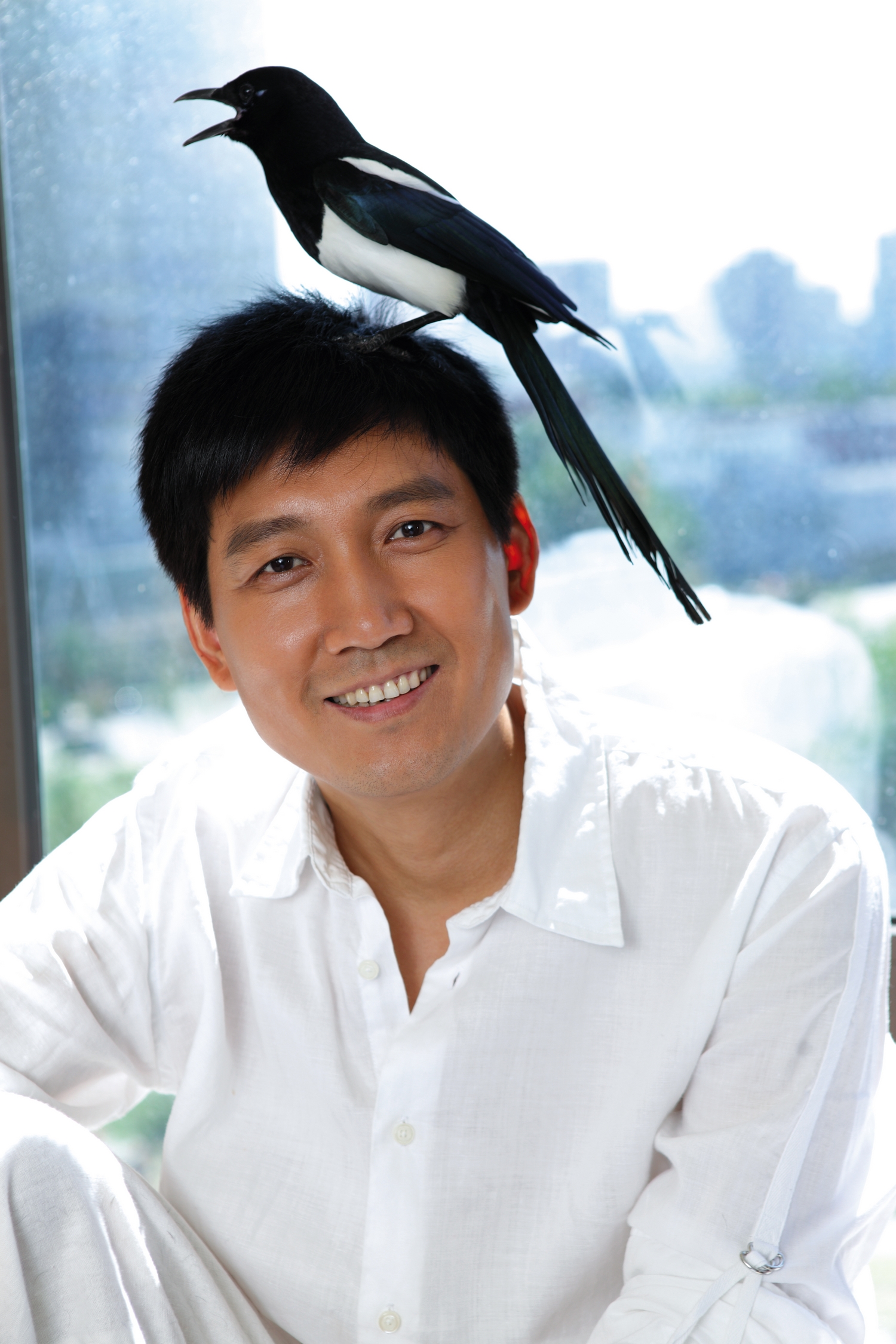 著名演员李崇霄不幸去世，年仅51岁，经纪人发讣告透露丧礼细节