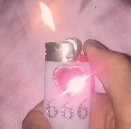 郑爽疑美国代孕2子，啥是代孕？为什么中国要禁止代孕？