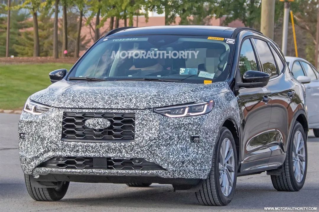 上汽奥迪Q6谍照曝光；特斯拉Model S/X国内涨3万元