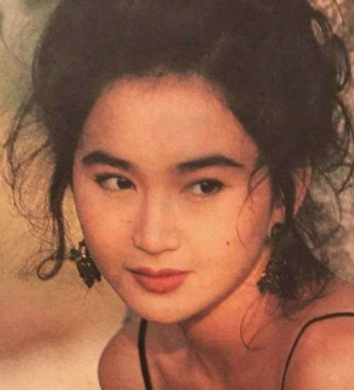 骨子里散发女人味的女神：温碧霞