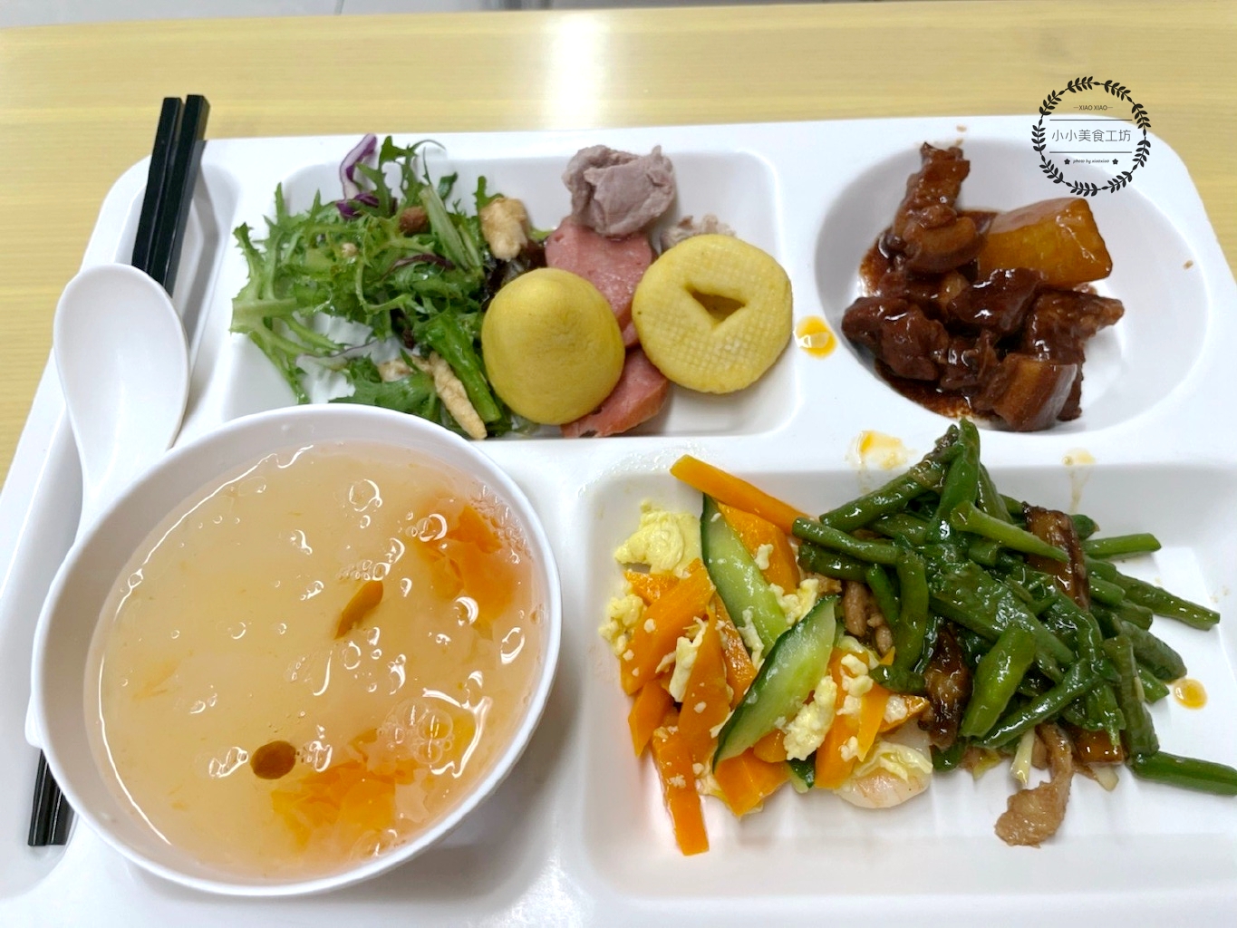 朋友晒公司食堂伙食，发朋友圈被赞无数，网友：公司还招人吗？