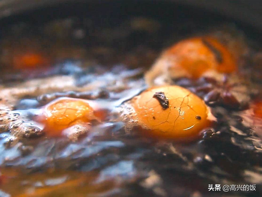 煮茶叶蛋，别直接放酱油！早餐店10年配方教给你，吃一次就忘不了