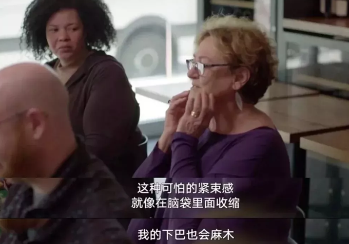 味精从清水变鸡汤的调料，到人人喊打的“害人精”，经历了什么？