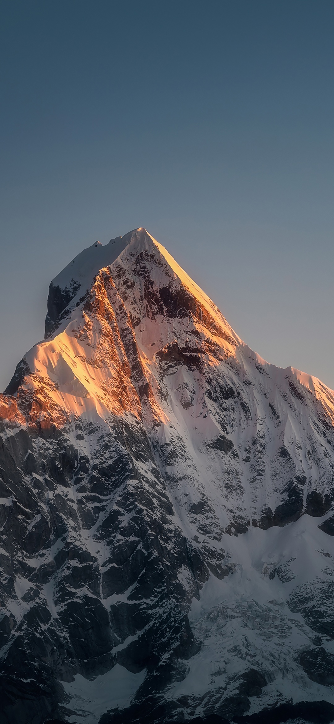 雪山壁纸︱沿途有风景，背后有阳光