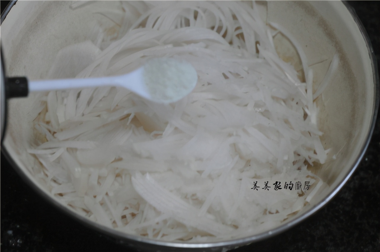 素菜吃出肉的滋味，入锅一蒸人人爱！春天多吃，清清爽爽最是香