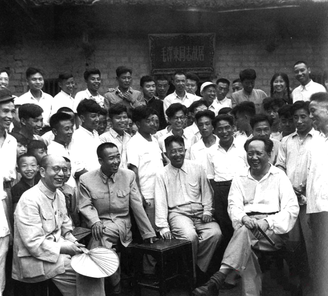 青年毛泽东：“革命不成功，绝不回韶山！”32年后，“衣锦回乡”